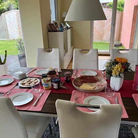 Schoenes Privatzimmer Region Hannover Springe Eksteriør billede